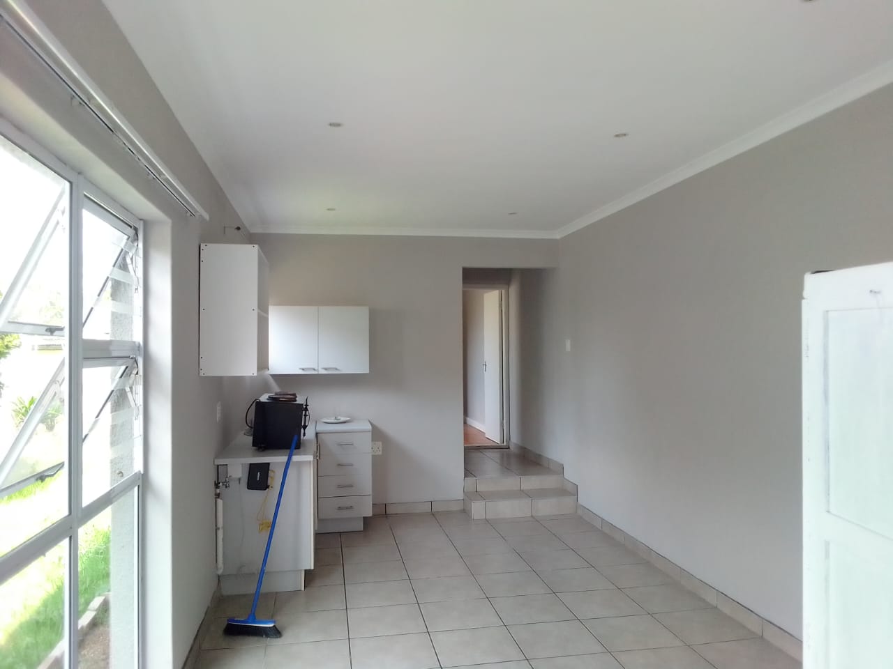 Drywall boarding commercial